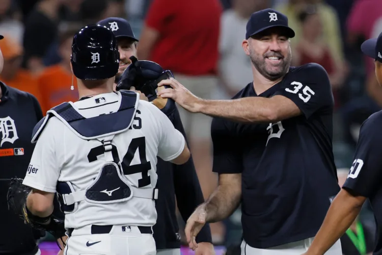 Tigers trade Rogers to Baltimore as Orioles try to solve catcher woes
